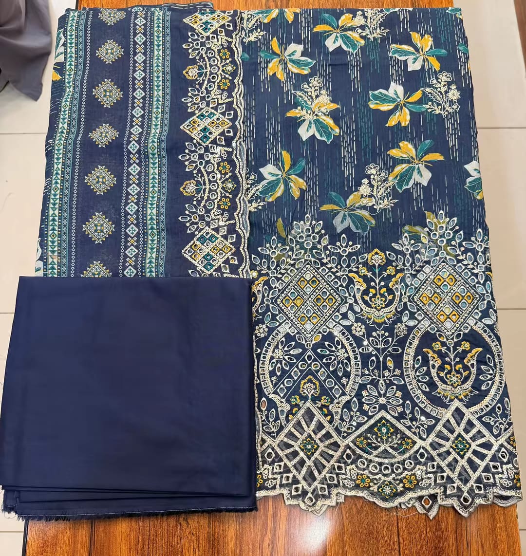 ❁Bin Saeed Fancy Luxury Embroidery Chickenkari 3PICES Lawn COLLECTION❁